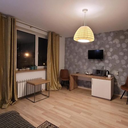 Mini Hotel On Demiivska 基輔 外观 照片