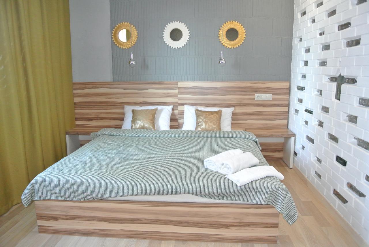 Mini Hotel On Demiivska 基輔 外观 照片