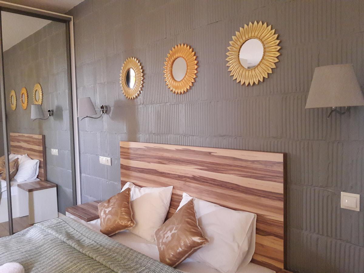Mini Hotel On Demiivska 基輔 外观 照片